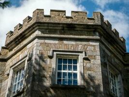 gammal celtic slott torn, kork stad fängelse fängelse i irland. fästning, citadell bakgrund foto