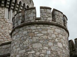 gammal celtic slott torn, Svart sten slott i irland. Svart sten observatorium fästning foto