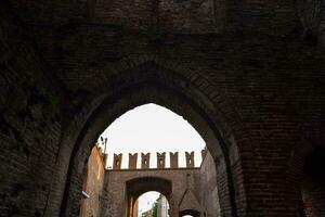 de archway av de slott av de stad av milan foto