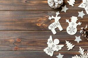 topp se av jul dekorationer och leksaker på trä- bakgrund. kopia Plats. tömma plats för din design. ny år begrepp foto