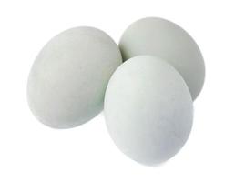 saltat ägg isolerat på en vit bakgrund