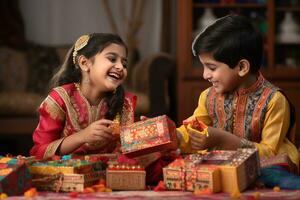 en Foto av bror och syster i traditionell indisk kläder fira bhai dooj och spelar med en gåva låda, ai generativ