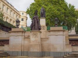 george och elizabeth monument london foto