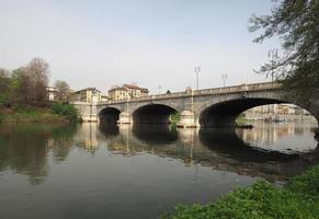 river po i turin foto