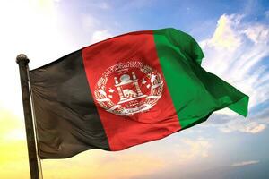 afghanistan 3d tolkning flagga vinka isolerat himmel och moln bakgrund foto