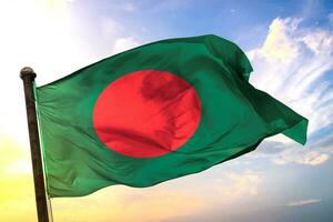 bangladesh 3d tolkning flagga vinka isolerat himmel och moln bakgrund foto