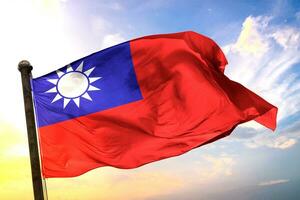 taiwan 3d tolkning flagga vinka isolerat himmel och moln bakgrund foto