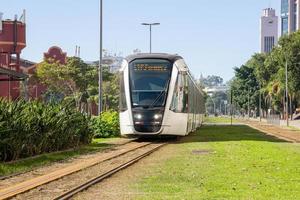 persontransporttåg som kallas vlt i rio de janeiro.