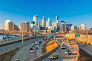 minneapolis centrum skyline i minnesota, usa foto