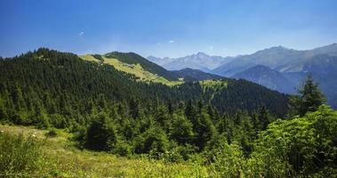 kalkon, rize, pokut -platå, historiska platåhus och naturutsikt foto