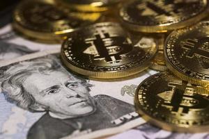 bitcoin och dollar, köp bitcoin, bitcoin exchange foto