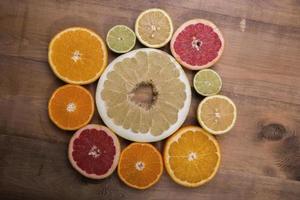 citrus på träbakgrund