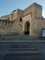 bab sa ett av de grindar av de gammal stad av tetouan, marocko foto