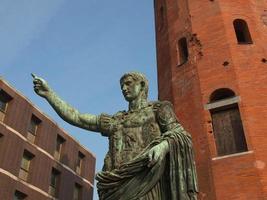 Caesar Augustus -staty foto