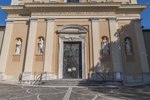 basilica di san valentino in terni foto