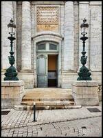 historisk charm av besancon, Frankrike en fängslande monument i de gammal stad foto