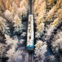 antenn se av ett gammal tåg i en frysta vinter- skog. generativ ai. foto