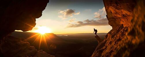 man klättrande en berg klippa på solnedgång eller gryning. extrem sport utmaning handling. fri person med Utrustning och ledningar. ai genererad foto