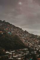 se av de pashupatinath tempel i de morgon- foto