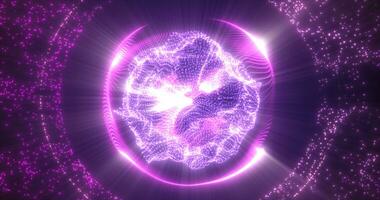 abstrakt lila energi sfär från partiklar och vågor av magisk lysande på en mörk bakgrund foto