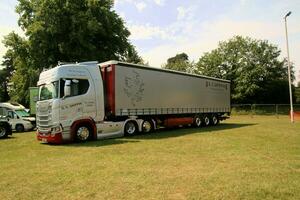 whitchurch i de Storbritannien i juni 2023. en se av en lastbil på en lastbil visa i whitchurch shropshire foto