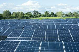 sol- panel generator cell alternativ elektricitet källor för de framtida värld de begrepp av hållbar alternativ Resurser. foto