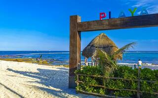 playa del carmen quintana roo mexico 2023 färgrik playa del carmen text tecken symbol på strand Mexiko. foto