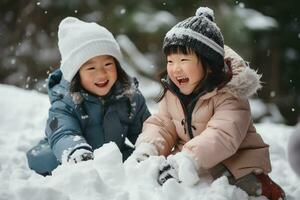 asiatisk barn spelar i de snö på vinter- dag. barn skrattande och har roligt medan spelar utomhus med snö. generativ ai. foto
