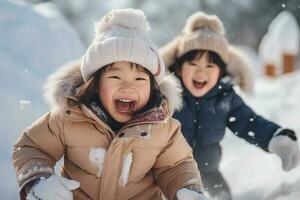 asiatisk barn spelar i de snö på vinter- dag. barn skrattande och har roligt medan spelar utomhus med snö. generativ ai. foto