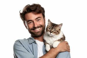skön ung caucasian brunett man cuddles franska katt på vit bakgrund ai generativ foto