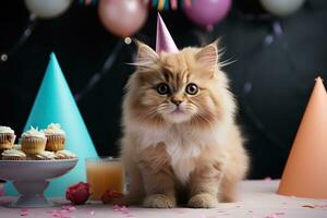 en ingefära kattunge i en festlig keps sitter på de tabell. muffins och Semester dekoration. födelsedag fest. genererad förbi artificiell intelligens foto
