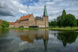 de slott av raesfeld i Tyskland foto