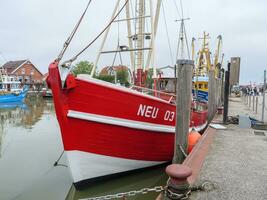 de hamn av neuharlingersiel foto