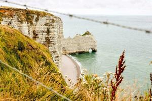de klippor av etretat, Normandie, Frankrike foto