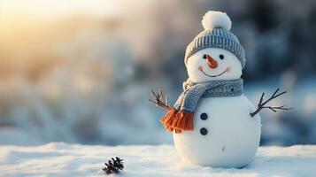 söt snögubbe i en keps och scarf i vinter- snö scen bakgrund, firande begrepp, ai genererad foto