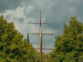 staden papenburg i tyskland foto