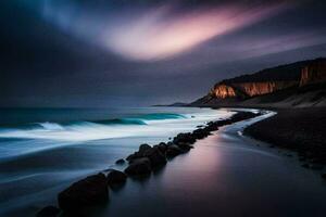 en lång exponering fotografera av de hav och klippor på natt. ai-genererad foto