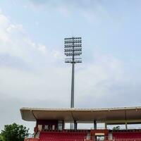 cricket stadion översvämning lampor poler på delhi, Indien, cricket stadion lampor foto