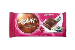 Kharkov, ukraina - januari 3, 2021 wawel choklad produktion. wawel är putsa konfektyr företag producerar choklad och snacks grundad i 1898 i Krakow, polen foto