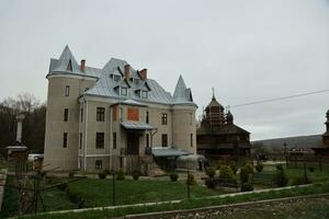 ternopil, ukraina - april 2, 2023 zarvanytsia andlig Centrum - ett av de största podolian helgedomar av de grekisk katolik kyrka foto