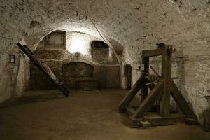 rivne, ukraina - september 16, 2023 de museum av tortyr på territorium av dubno gammal slott foto
