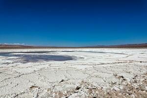 landskap av de dold baltinache laguner - atacama öken- - Chile. foto