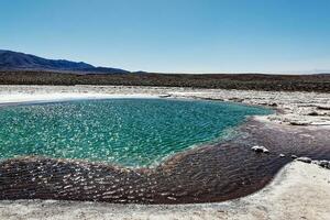 landskap av de dold baltinache laguner - atacama öken- - Chile. foto