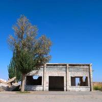 liggande utsikt över öken liten stad, en filmplats i Gansu Kina foto