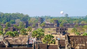 antikt tempelkomplex angkor wat i siem skörd, Kambodja foto