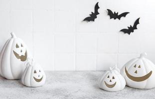 halloween pumpor och jack o lantern dekor foto