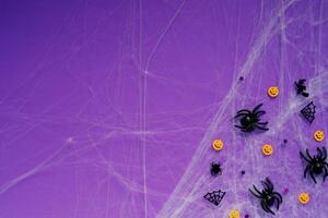 Lycklig halloween baner mockup, pumpor, fladdermöss och spindlar på lila bakgrund foto