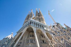 sagrada familia, designad av antoni gaudi, barcelona spanien foto