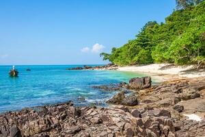 bambu ö är ett Övrig ö i de andaman hav nära phi-phi öar, thailand foto