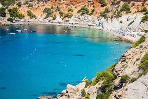 es vedra ön ibiza cala d hort i balearerna foto